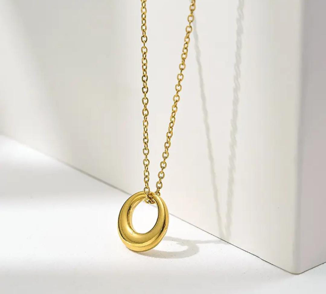 Hollow Circle Anti-Tarnish Necklace