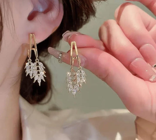 Everstylish Classic Earings