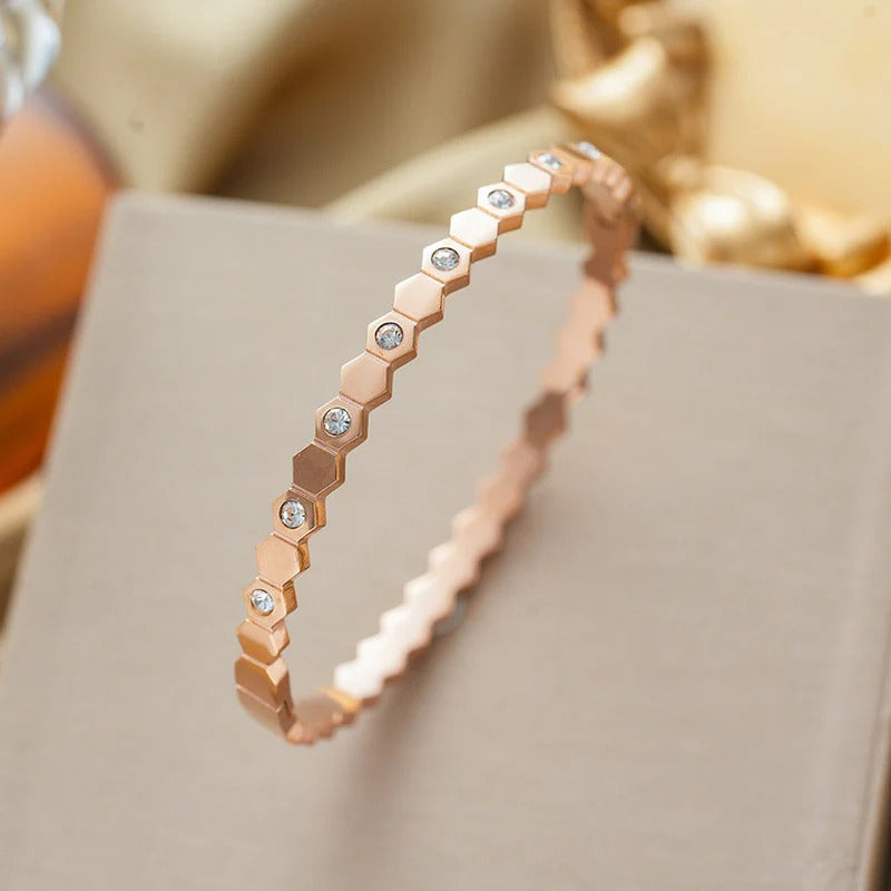 Style Hexagonal AD Anti Tarnish Bracelet