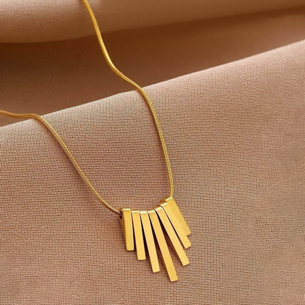 Dangling Stripes Anti Tarnish Necklace
