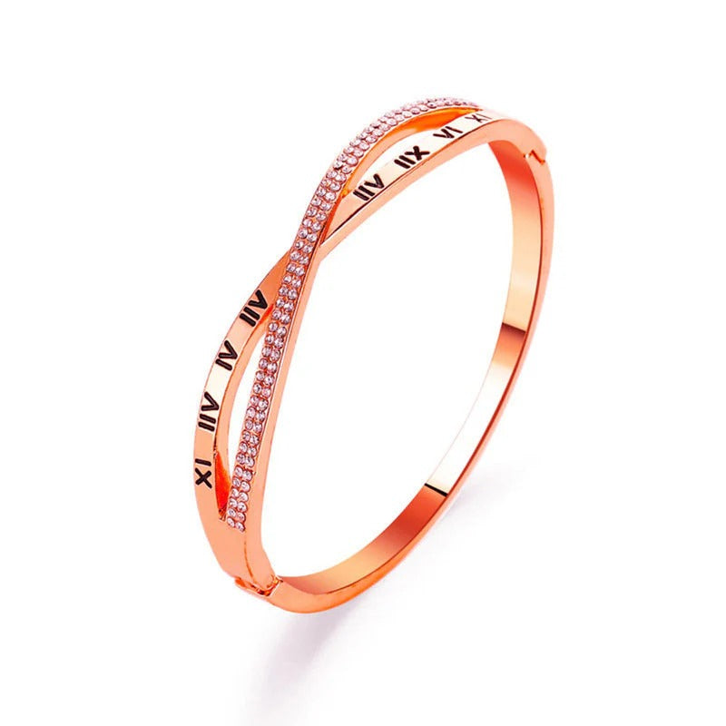 Roman Numbers engraved Bracelet